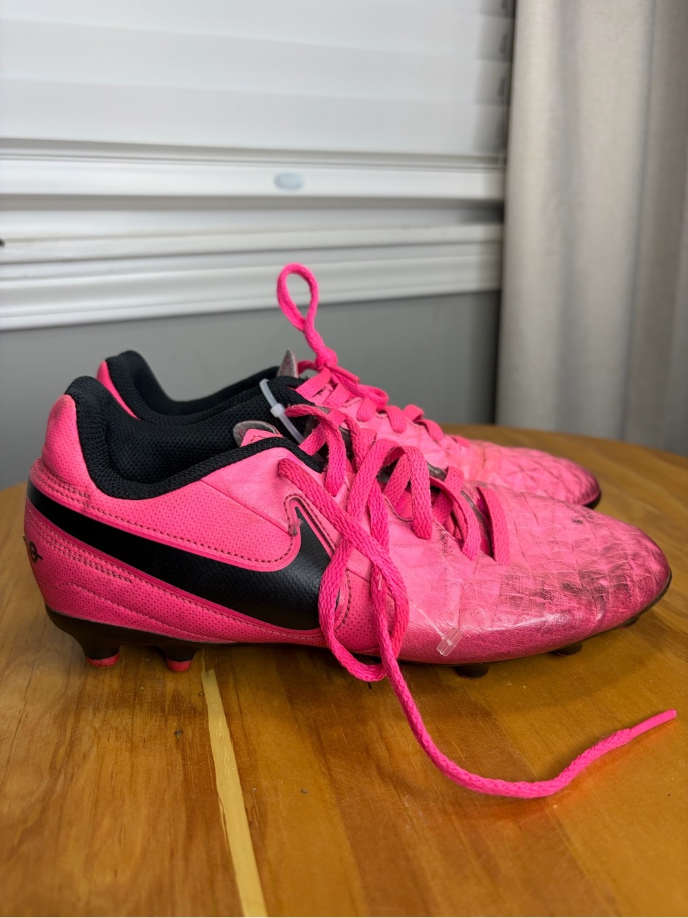 Nike Kids Pink and Black Soccer Cleats